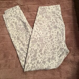 Lululemon Align legging 25inch size 8